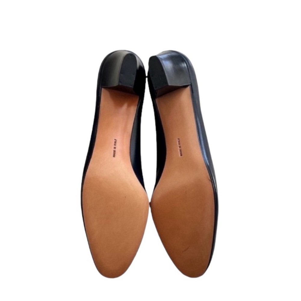 Salvatore Ferragamo Navy Blue Vara Bow Leather Heels Size 8AA - Picture 9 of 10